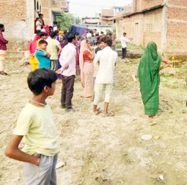 शहर के बनिया तालाब में मिला अज्ञात शव