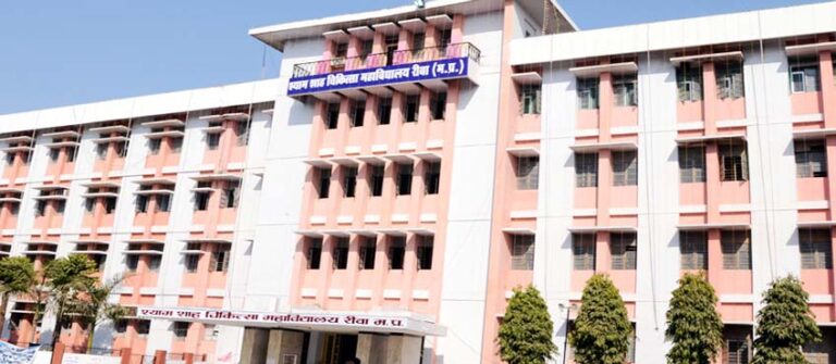 डिप्टी सीएम के आदेश को भी दरकिनार किया हाइट्स ठेका कंपनी ने, पांच कर्मचारियों को वापस रखना तो दूर, 6 कर्मचारियों का वेतन नहीं दिया 3 महीने से