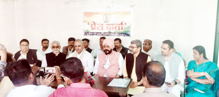 पूर्व प्रदेश कांग्रेस अध्यक्ष अरुण यादव ने भाजपा पर लगाए गंभीर आरोप, सत्ता के अहंकार में भाजपाईयों को जनता अब लगने लगी है भिखारी
