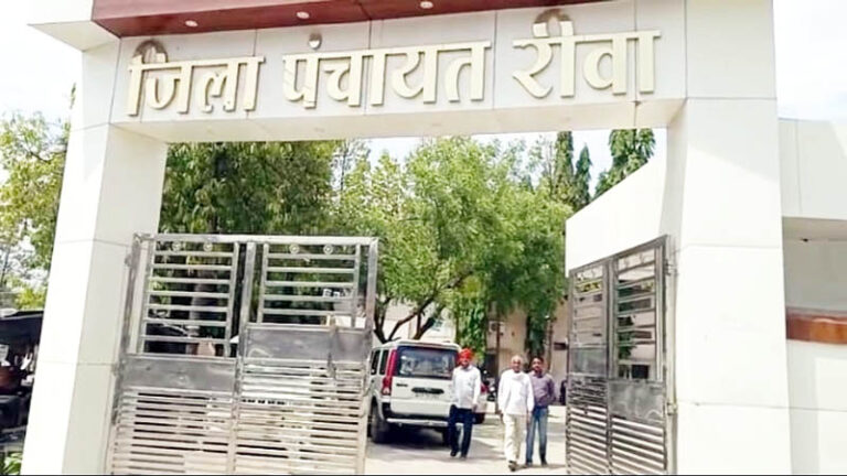 अपने पैतृक और रिश्तेदारी के गावों में पदस्थ सचिवों को किया जायेगा इधर से उधर, जो 10 साल से एक ही पंचायत में, उनका लगेगा नम्बर