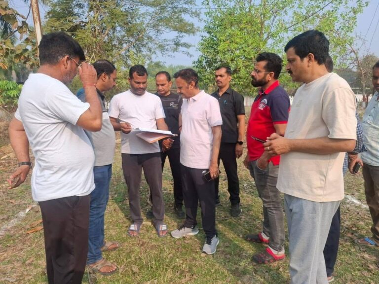उप मुख्यमंत्री ने झलबदरी तालाब सौन्दर्यीकरण कार्य का निरीक्षण किया