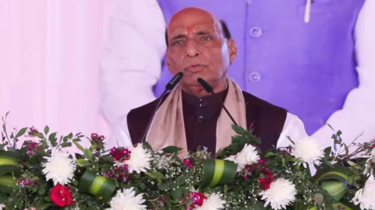 आधुनिक युद्ध पारंपरिक सीमाओं से परे है : राजनाथ