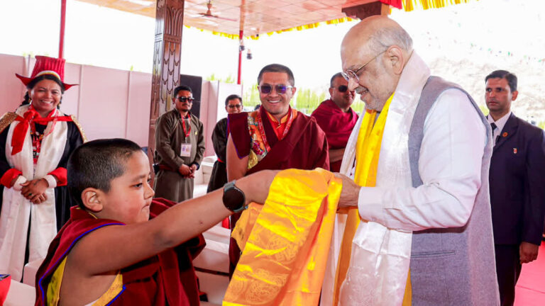 देश पर संकट आया तो लद्दाख के लोग सीने पर गोली खाने आगे आए: अमित शाह
