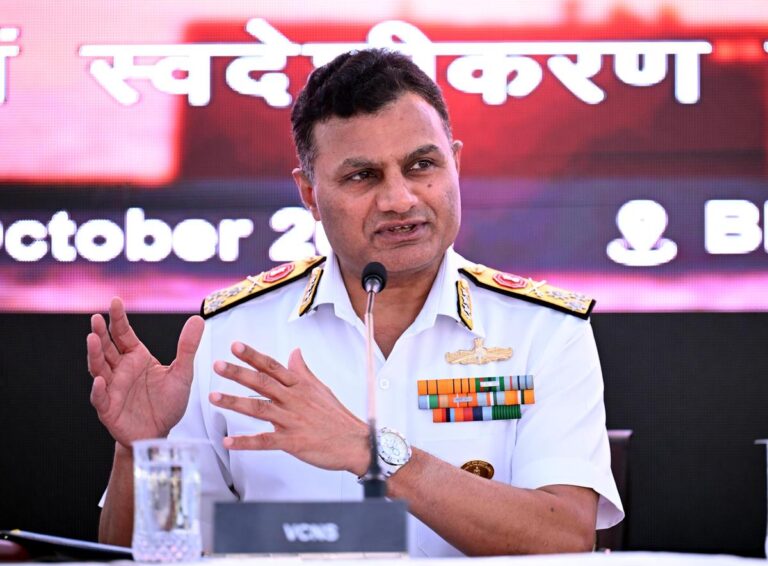 नए नौसेना प्रमुख एडमिरल कृष्णा स्वामीनाथन ने संभाला कमान