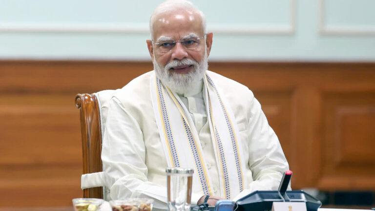 आज इतिहास रचेंगे नरेंद्र मोदी, नेहरू को पीछे छोड़ सबसे लंबे समय तक रहने वाले पीएमबनेंगे